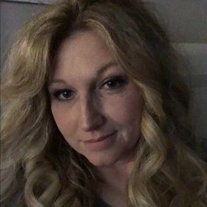 Meet your Posher, Brenda